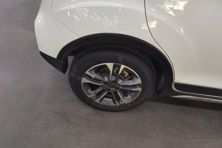 Used Geely Auto Vision X3 2019 Upgraded Model 1.5L CVT Elite Version
