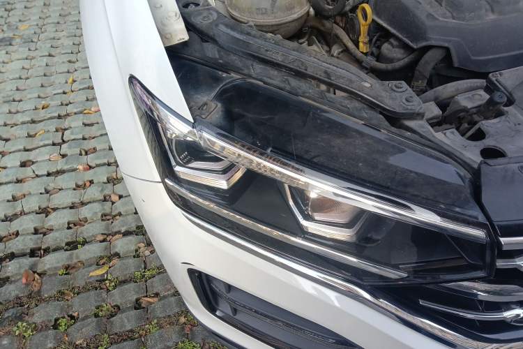 Used Volkswagen Tayron 2019 330TSI Two-Wheel-Drive Luxury Version China V Emission Standard
