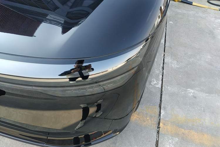 Used Zeekr 7X 2025 100 kWh Long-Range Rear-Wheel Drive with Intelligent Driving Features
