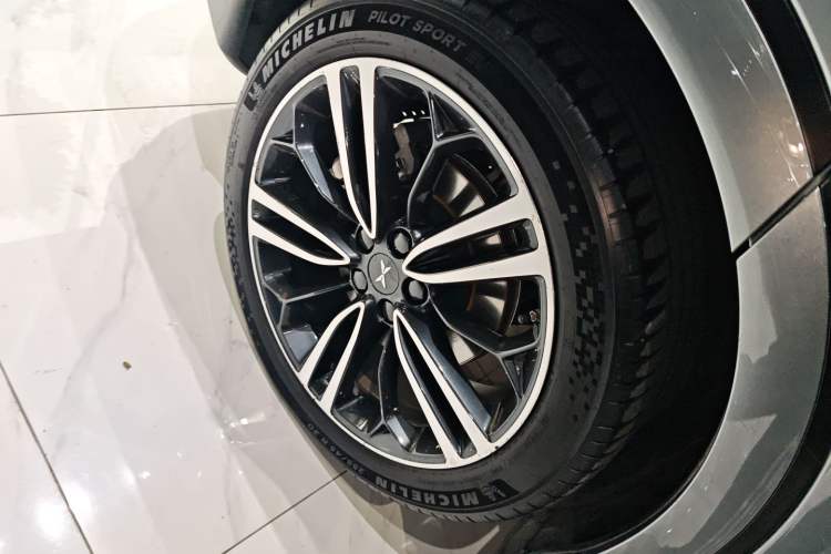 Used XPeng G6 2023 700 Four-Wheel Drive Performance Max
