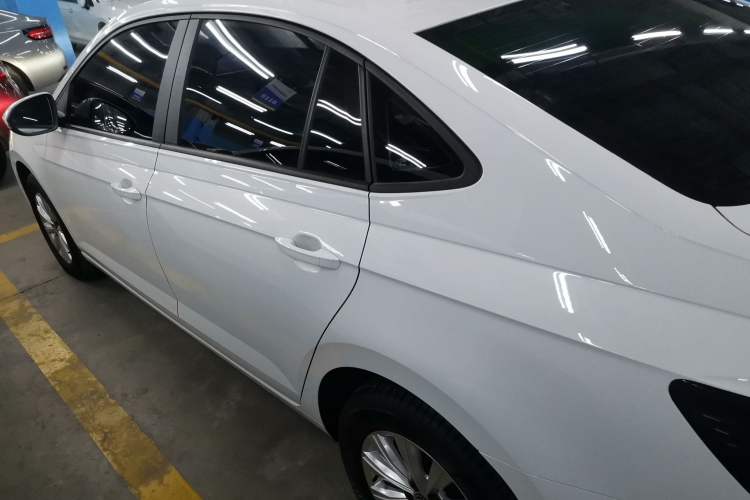 Used Volkswagen Lavida 2023 New Sharp 1.5L Automatic Excellent New Edition
