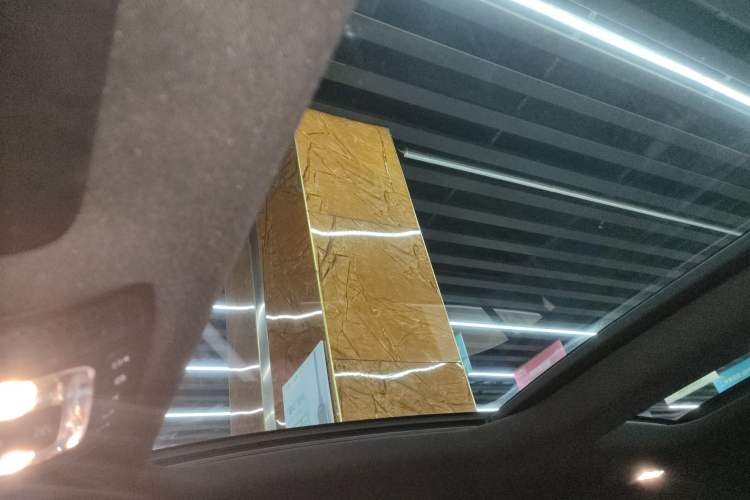 Used Mercedes-Benz A-Class 2021 A 200 L Sport Sedan Fashion Model