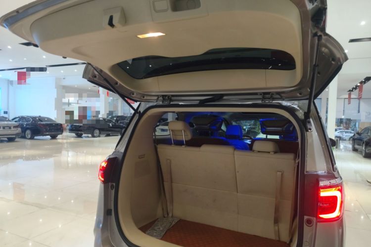 Used Buick GL8 2023 ES Lu Zun Deluxe Model
