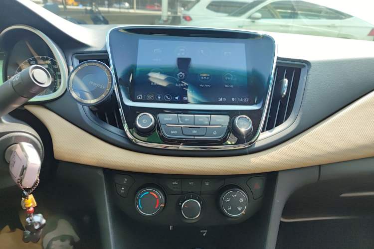 Used Chevrolet Monza 2022 320 Automatic Enjoyment Sunroof Version
