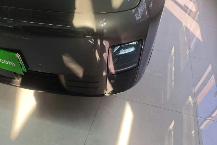 Used Li Auto MEGA 2024 Ultra Model