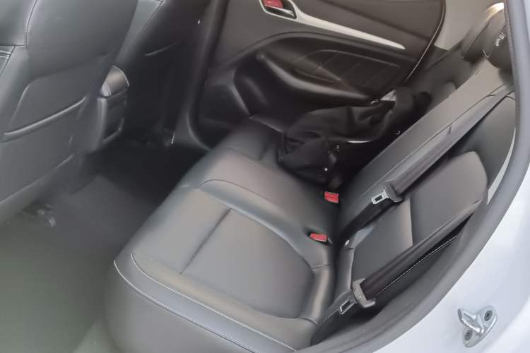 Used MG ZS 2018 1.5L Automatic Luxury Edition China V Standard
