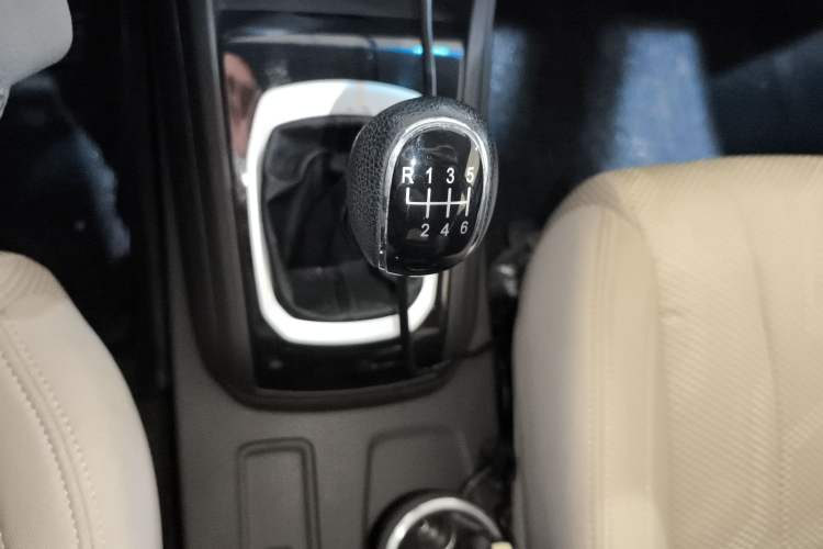 Used Baojun 310W 2017 1.5L Manual Comfort Model China V Standard
