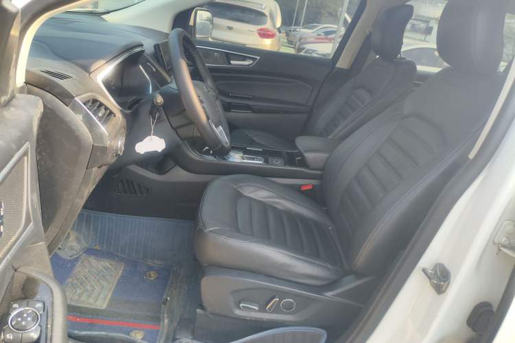 Used Ford Edge 2020 EcoBoost 245 Two-Wheel Drive Titanium 7-Seater
