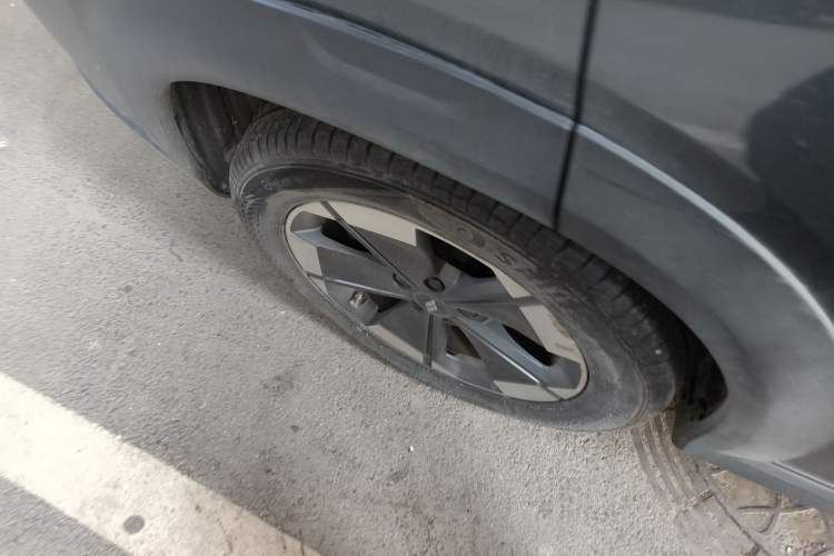 Used Livan Livan 7 2023 605 km ZHU FENG
