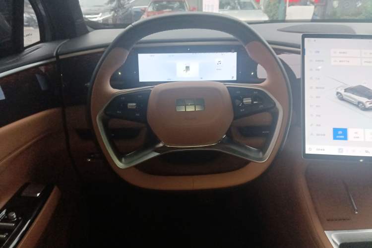 Used Geely Galaxy L7 2025 EM-i 115km Exploration Edition
