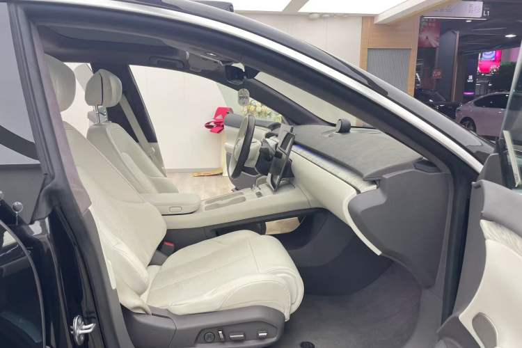 Used Nio ET7 2022 75 kWh
