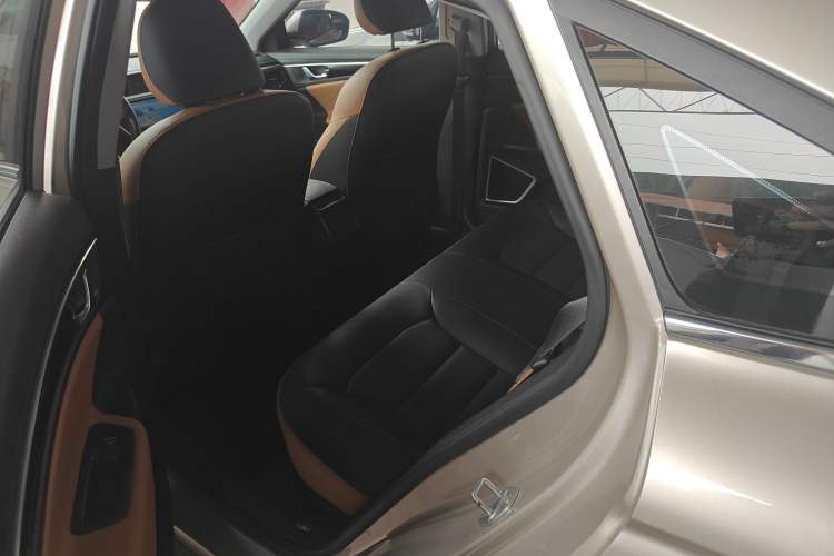 Used Geely Auto Emgrand GL 2020 1.4T CVT Luxury Model
