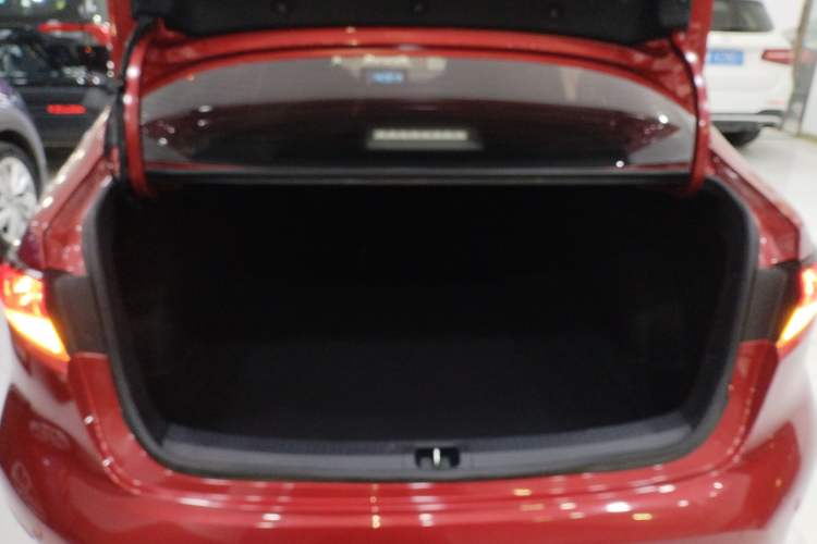 Used Toyota Levin 2021 185T CVT Luxury Edition
