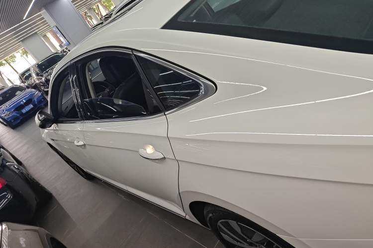 Used Volkswagen Passat New Energy 2020 430 PHEV Hybrid Luxury Edition China VI Standard
