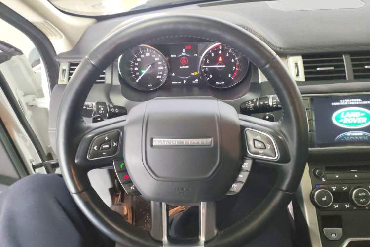 Used Land Rover Range Rover Evoque 2016 2.0T SE PLUS Smart Enjoyment Edition