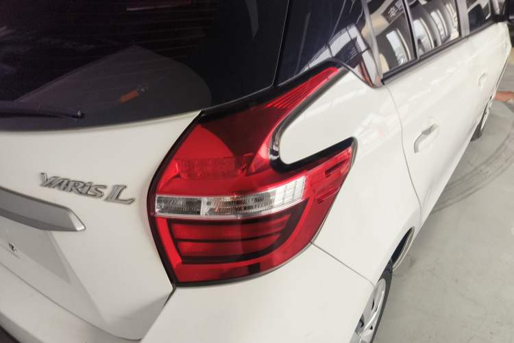 Used Toyota YARiS L 2016 Revised 1.5E CVT Charming Edition
