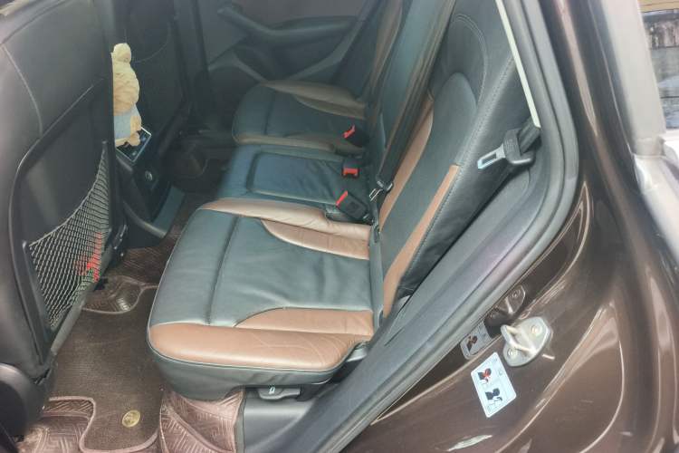 Used Audi Q5 2018 Collector's Edition 40 TFSI Technology Model