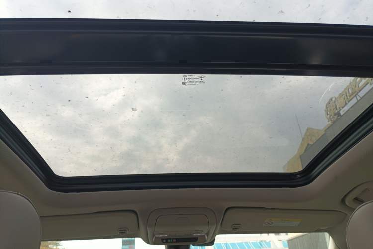 Used Cadillac XT4 2018 28T Two-Wheel-Drive Luxury Model