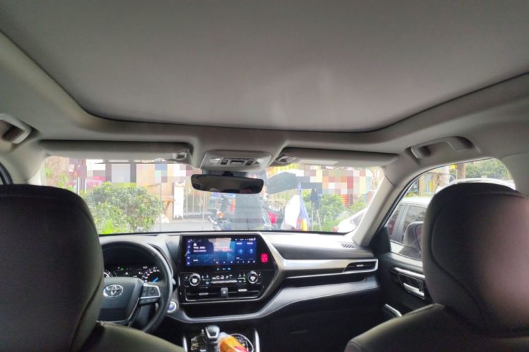 Used Toyota Highlander 2022 Dual-Engine 2.5L Four-Wheel Drive Prestige Version 7 Seats
