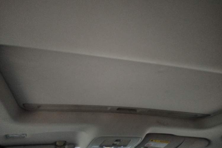 Used Roewe i5 2020 1.5L Automatic 4G Connect Luxury Flagship Edition
