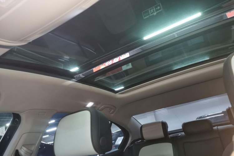 Used Volkswagen Magotan 2023 2 Million Units Limited Edition 330TSI DSG Leading Version