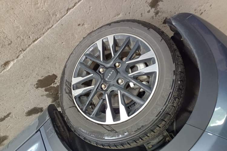 Used Chery Little Ant 2022 Sweet Pink Edition Half-Sugar Version Lithium Iron Phosphate 29.2 kWh 30 kW 301 km
