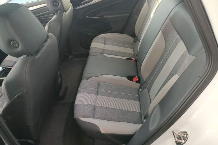 Used Volkswagen ID.4 CROZZ 2025 Pure Edition
