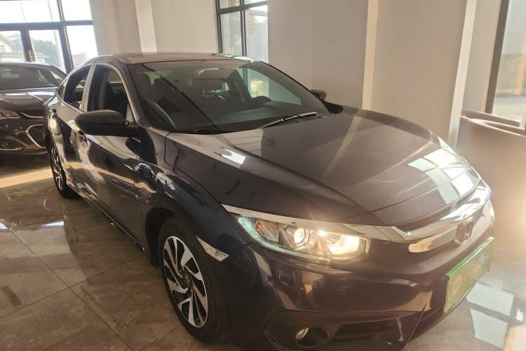 Used Honda Civic 2016 220TURBO Manual Luxury Edition