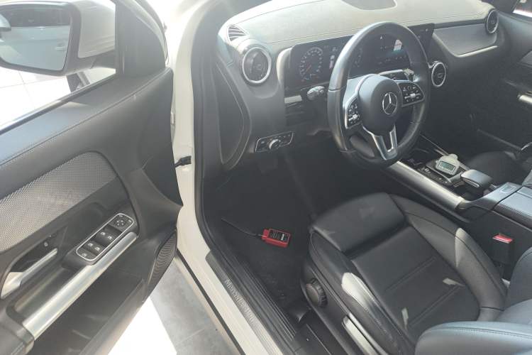 Used Mercedes-Benz GLA 2022 Second Facelift GLA 200
