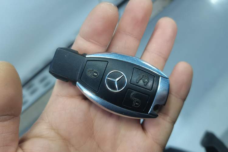 Used Mercedes-Benz GLC 2016 GLC 260 4MATIC Luxury Model