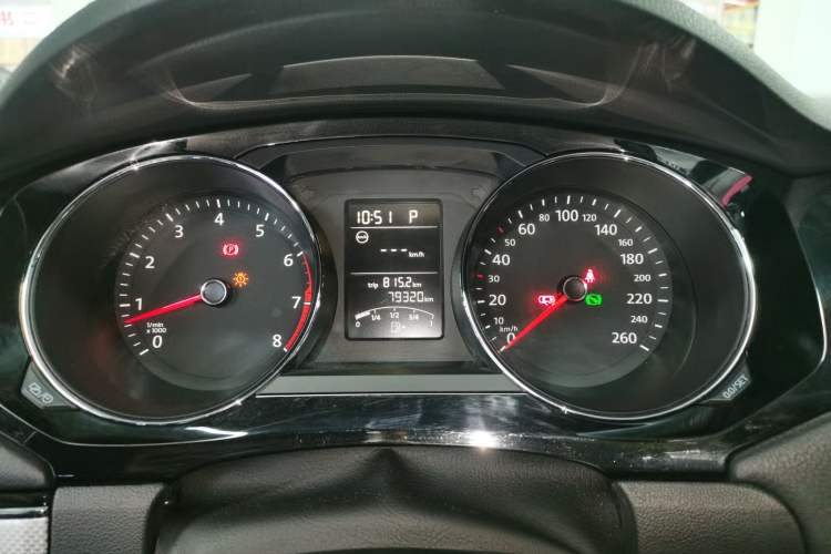 Used Volkswagen Sagitar 2015 1.6L Automatic Comfort Model
