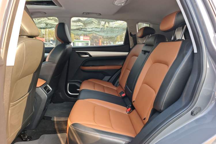 Used Geely Auto Vision X6 2020 1.4T CVT Luxury Edition
