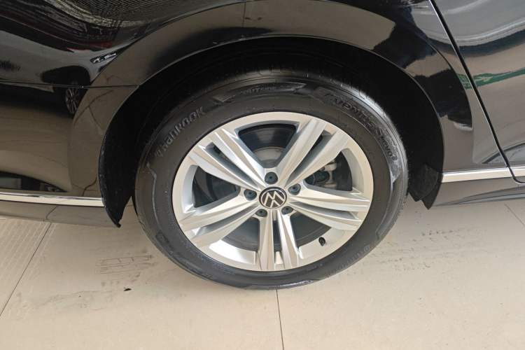 Used Volkswagen Magotan 2025 Zhongxiang Version 280TSI DSG Comfort Edition
