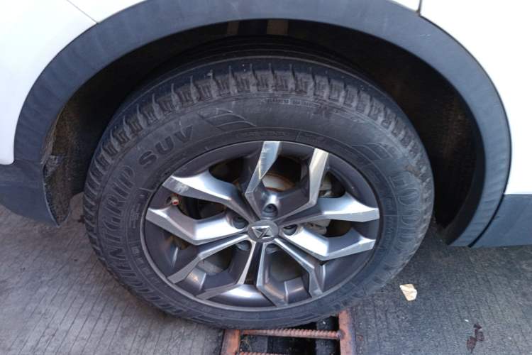 Used BORGWARD BX5 2020 20TGDI Automatic Two-Wheel Drive Pioneer Edition
