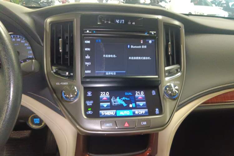 Used Toyota Crown 2015 2.0T Fashion Edition
