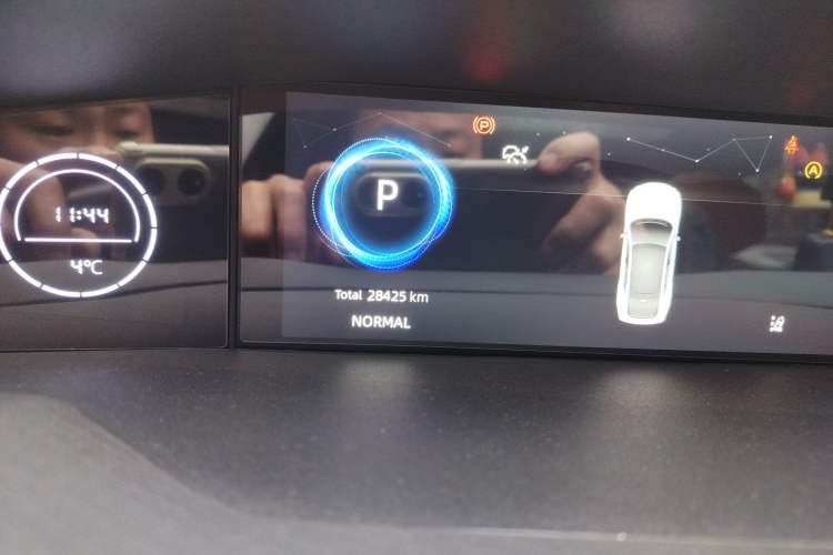 Used Changan UNI-V 2022 1.5T Prestige Version
