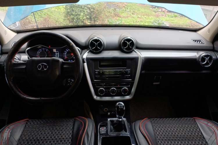 Used  BJ20 2016 1.5T Manual Elite Model