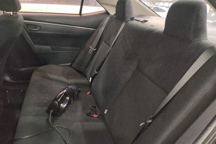 Used Toyota Levin 2016 Dual-Engine 1.8H GS E-CVT Elite Model with Sunroof
