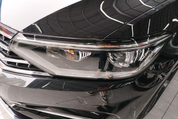 Used Volkswagen Magotan 2023 2 Million Units Commemorative Edition 330TSI DSG Luxury Version