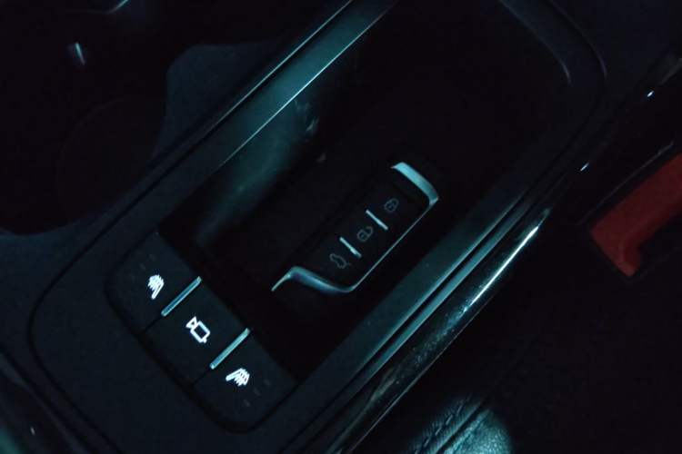 Used GAC Trumpchi GS4 2018 235T Automatic Two-Wheel Drive Luxury Smart Connectivity Version
