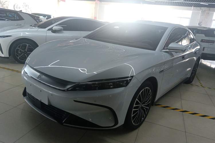 Used BYD Han 2024 EV Glory Edition 506KM Front-Wheel-Drive Premium Model
