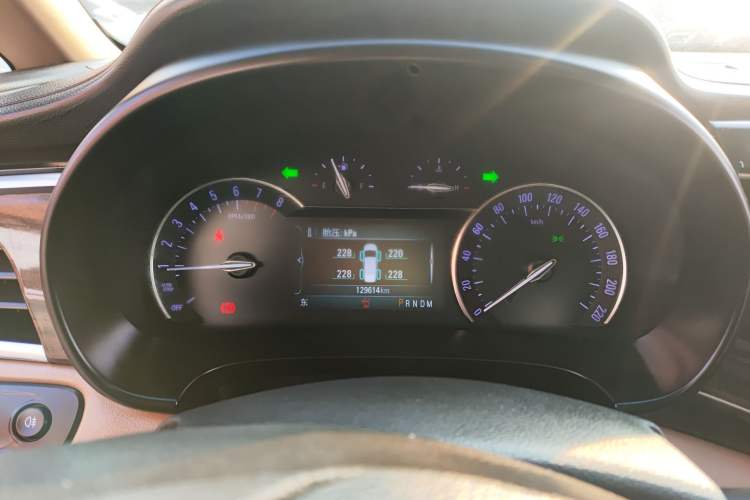 Used Buick GL8 2017 ES 28T Flagship Model China V Standard
