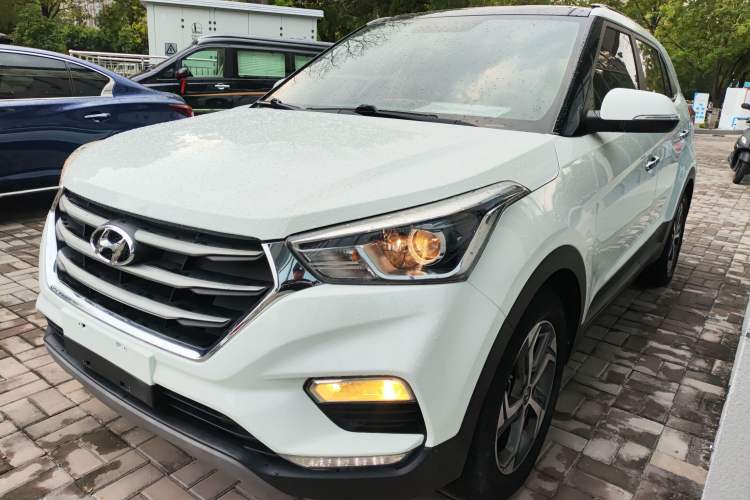 Used Hyundai ix25 2017 1.6L Automatic Smart Version
