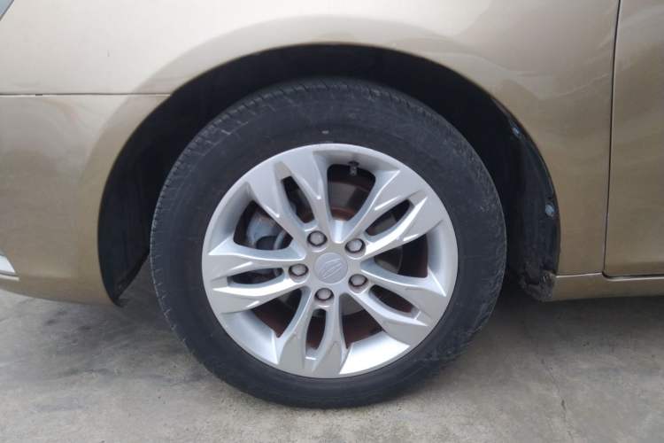 Used Geely Auto Emgrand 2014 Sedan 1.5L Manual Elite Model
