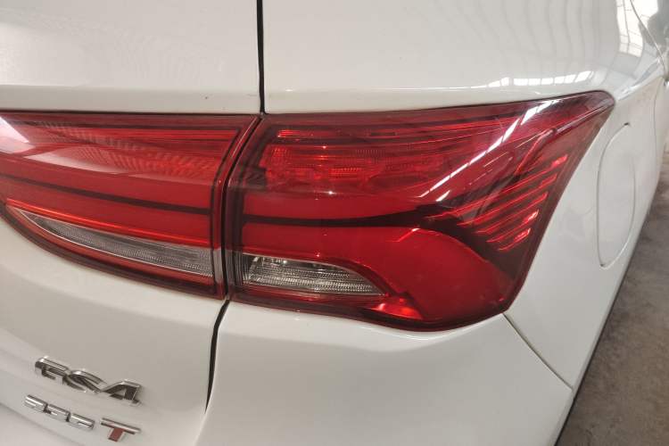 Used GAC Trumpchi GS4 2018 235T Automatic Two-Wheel Drive Luxury Smart Connectivity Millionth Anniversary Edition
