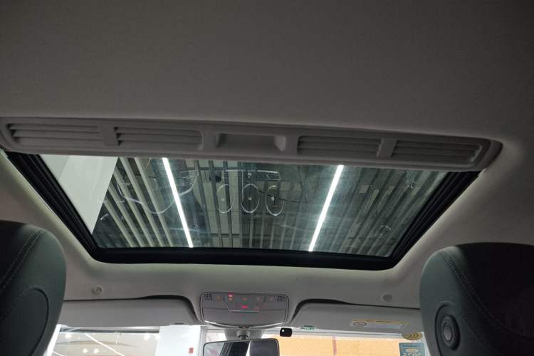 Used Mercedes-Benz C-Class 2019 C 180 L Fashion Edition Sport Version
