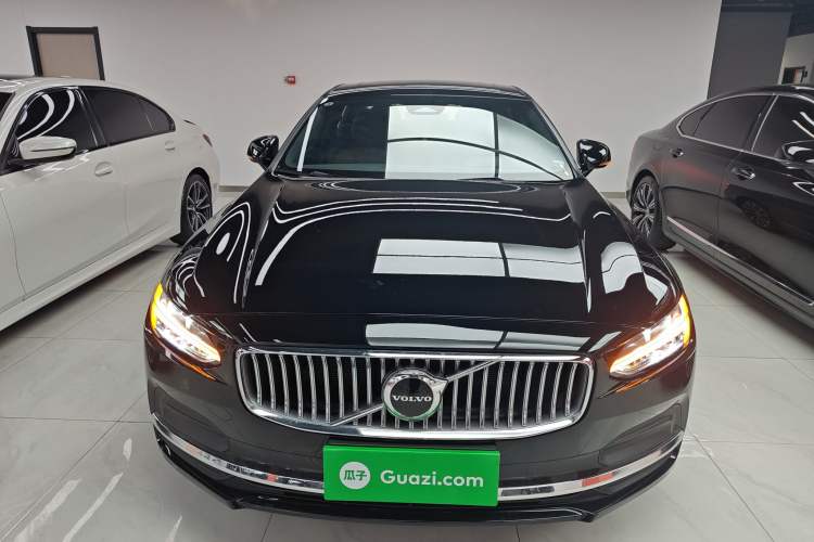 Used Volvo S90 2024 B5 Zhiyi Luxury Edition
