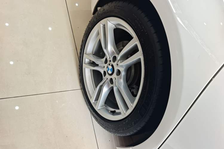 Used BMW 3 Series 2018 320Li Leading Model M Sport Package
