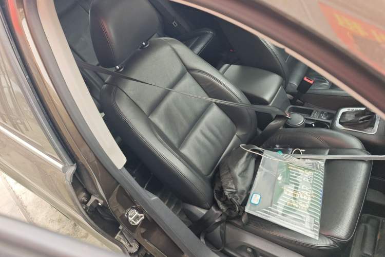 Used Volkswagen Tiguan 2015 1.8TSI Automatic Two-Wheel Drive Luxury Model
