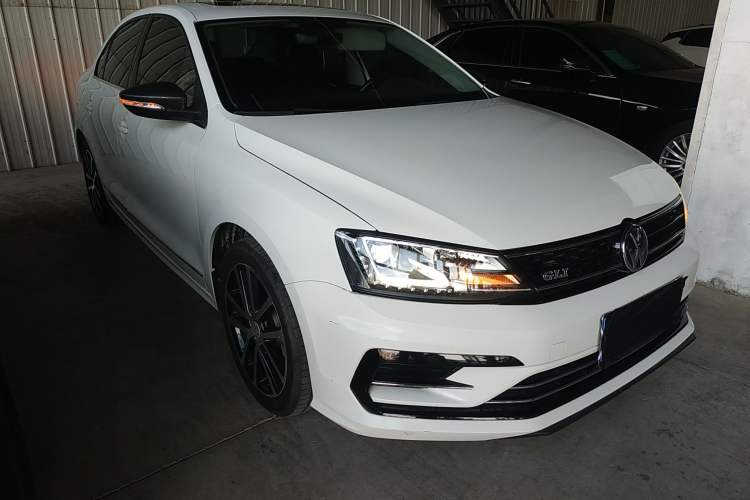 Used Volkswagen Sagitar 2017 1.6L Automatic Comfort Model
